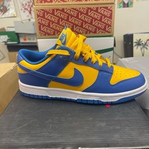 Nike dunk low UCLA